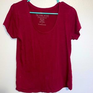 Medium deep red perfect tee shirt